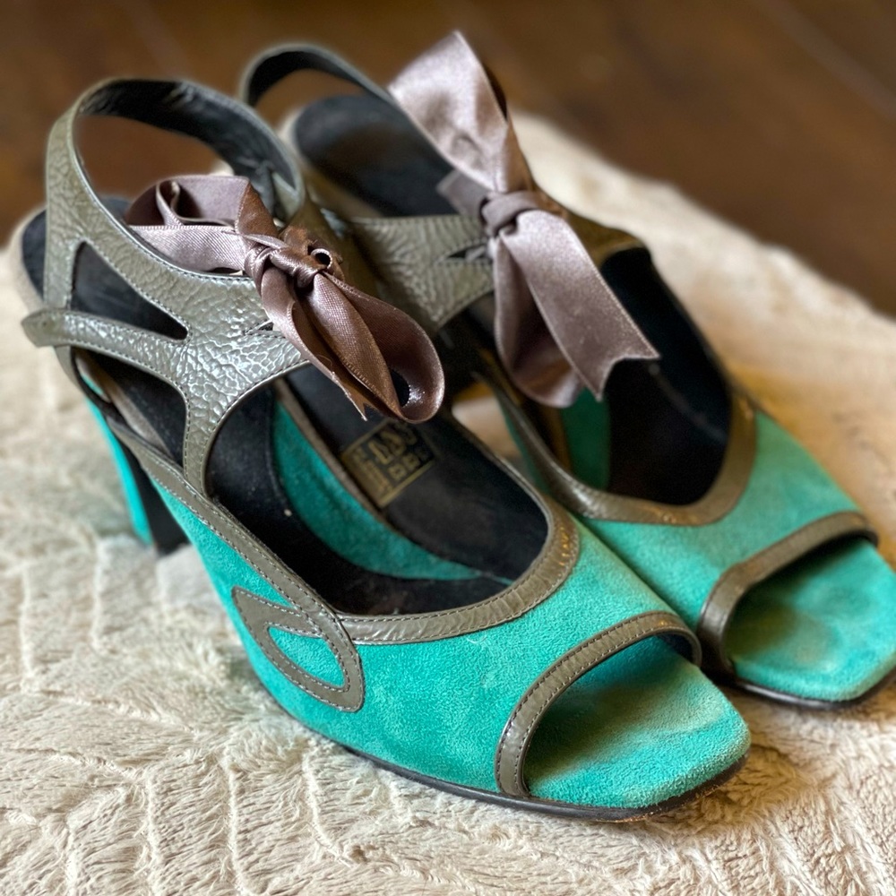 Used John Fluevog Turquoise Suede Miracle Heels - Picture 2 of 6
